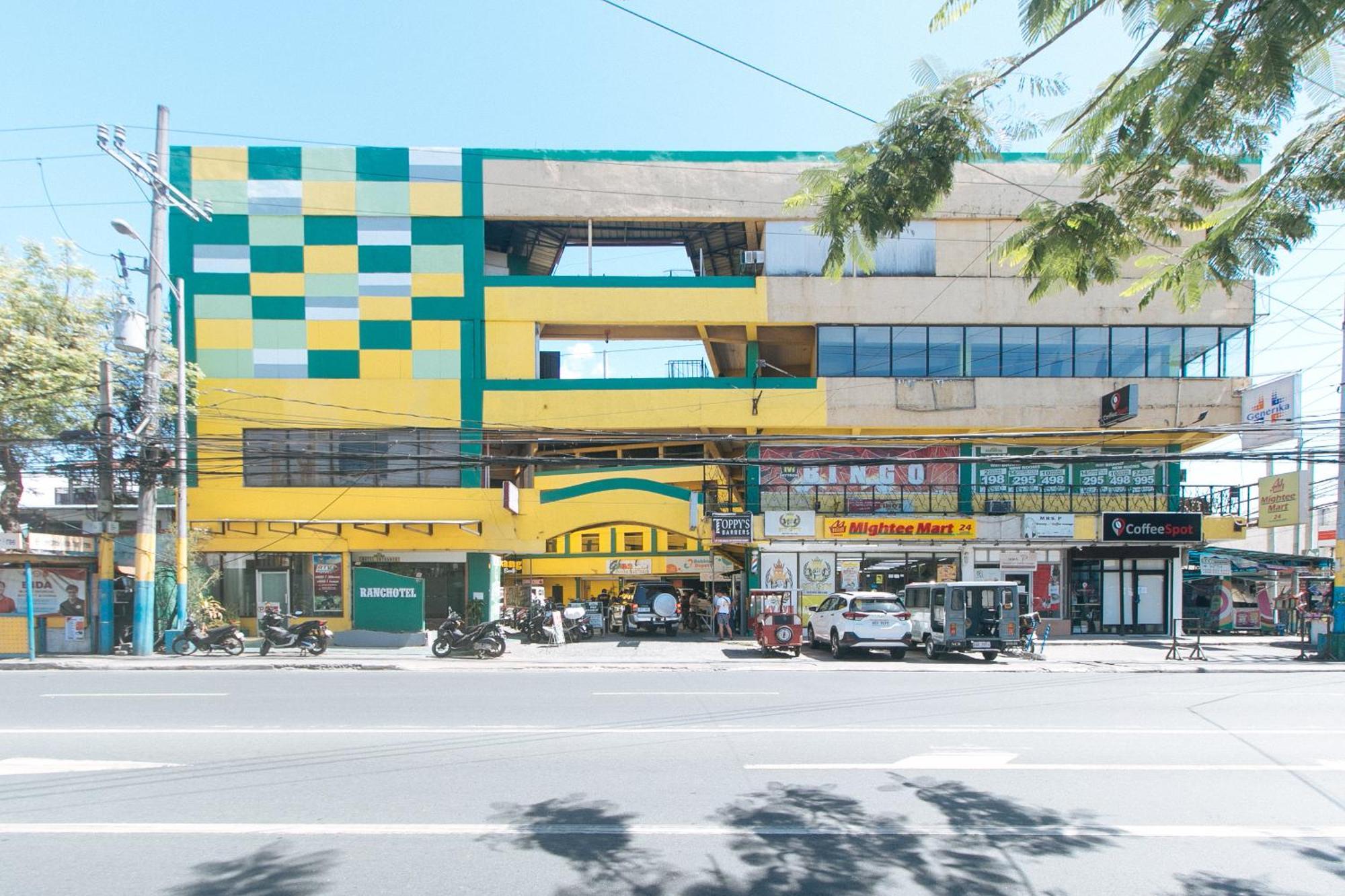 Reddoorz Near Sm City Muntinlupa San Pedro  Екстер'єр фото