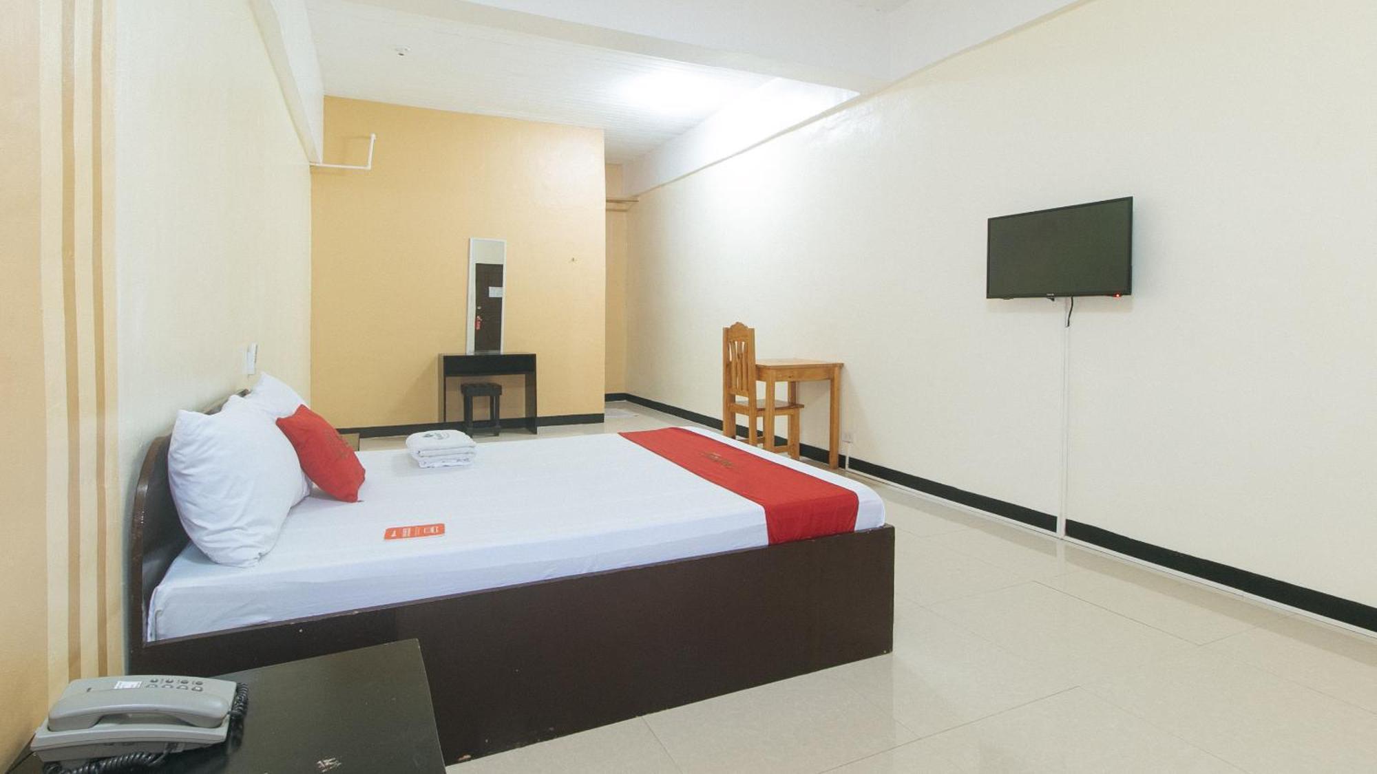 Reddoorz Near Sm City Muntinlupa San Pedro  Екстер'єр фото